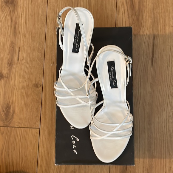 Kenneth Cole NEW YORK Leather Strappy Sandals - Picture 5 of 10